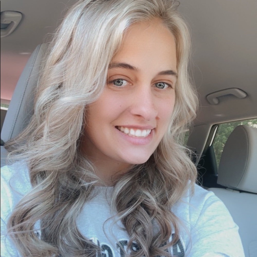 Meet your Posher, Brianna